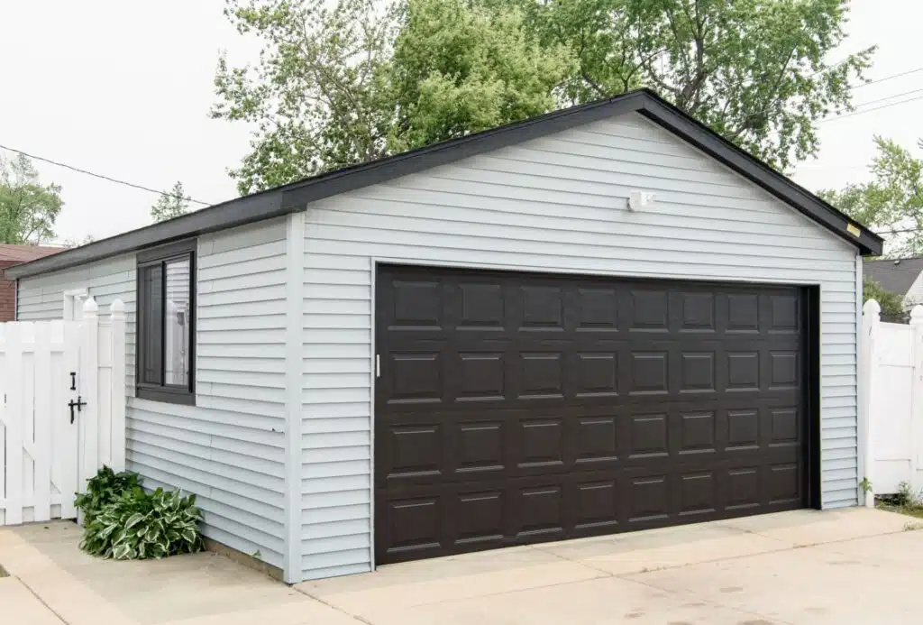 Ny garasje oppført av Byggmester Reidar Berg i Sarpsborg, Fredrikstad, Moss og Halden